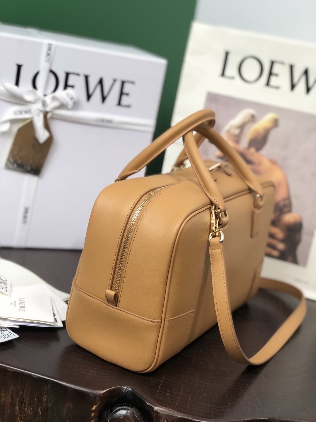 ロエベ 超美品 28 2WAY ショルダーバッグ