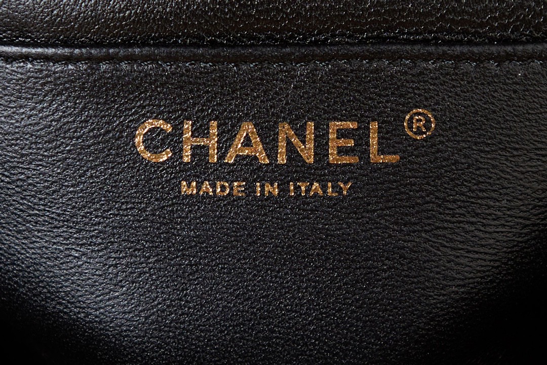 CHANEL シャネル 高品質 2WAY チェーンショルダーバッグ 2203