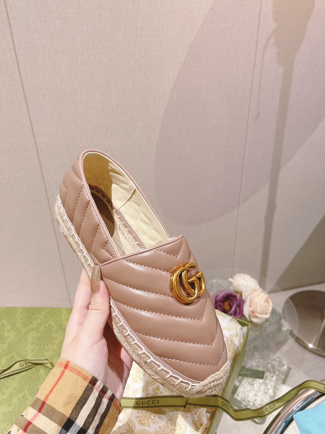グッチ 新品 レディース ドライビングシューズ