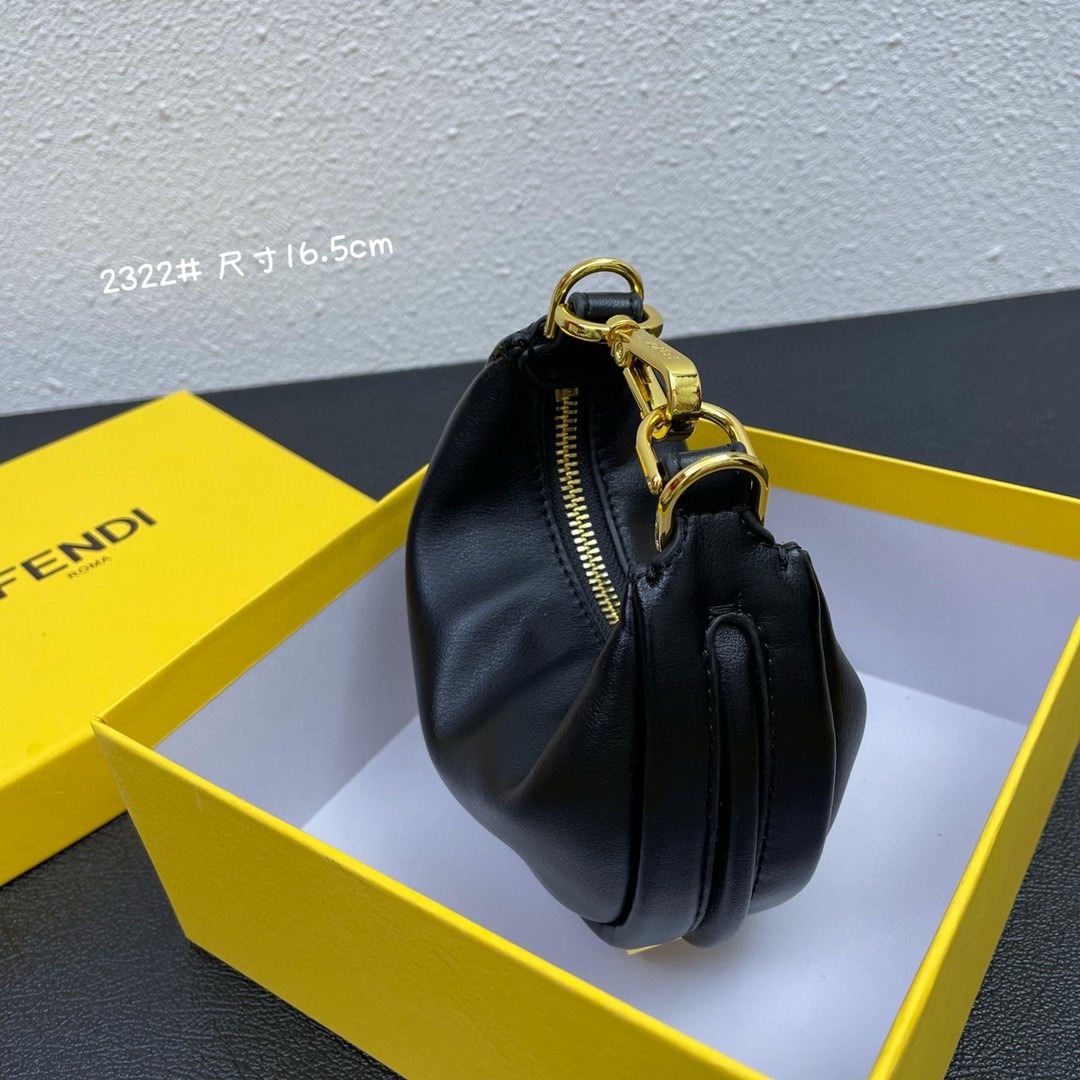 FENDI フェンディ 2022新品 16.5 ミニショルダーバッグ 2204