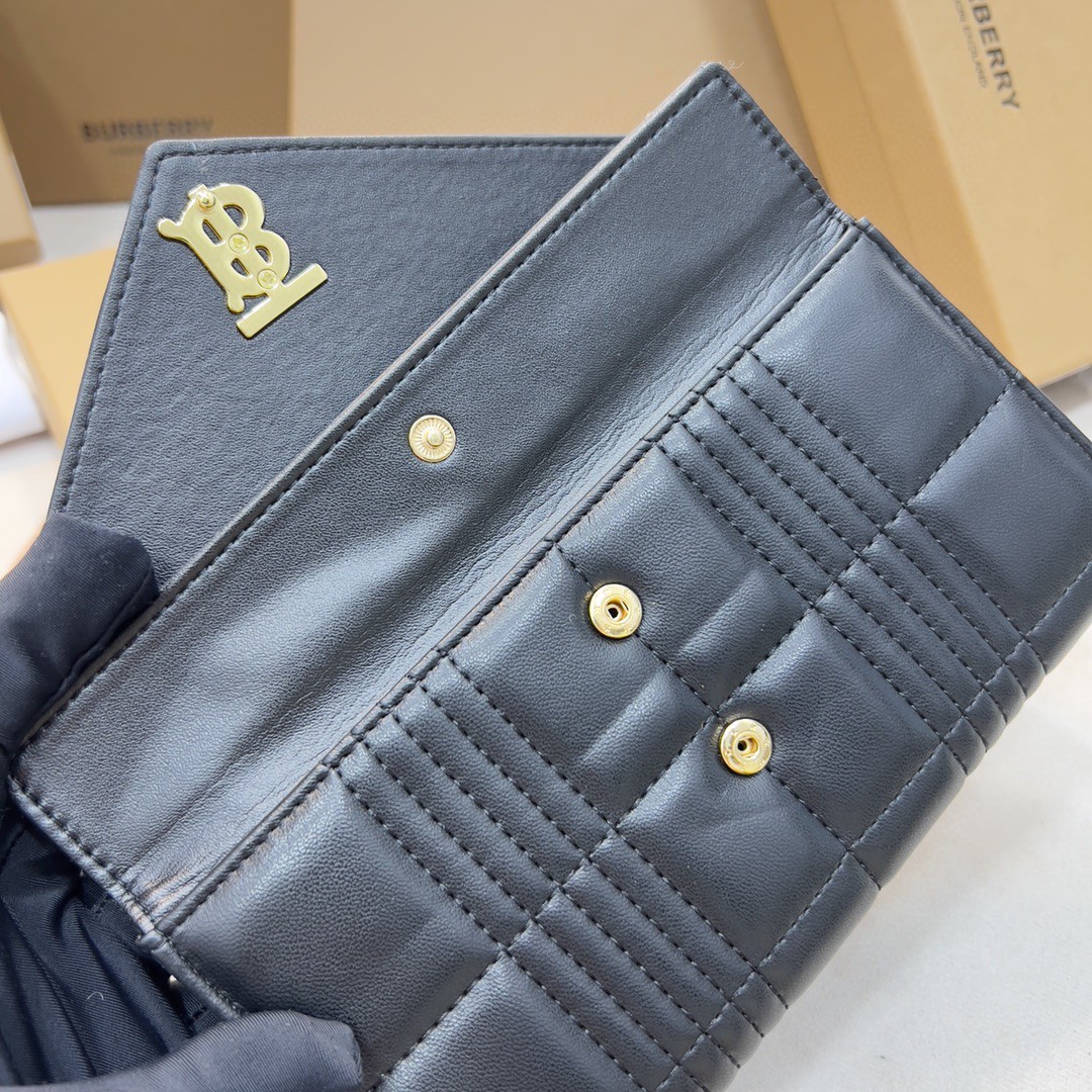 BURBERRY バーバリー 新作通販 長財布/二つ折り財布
