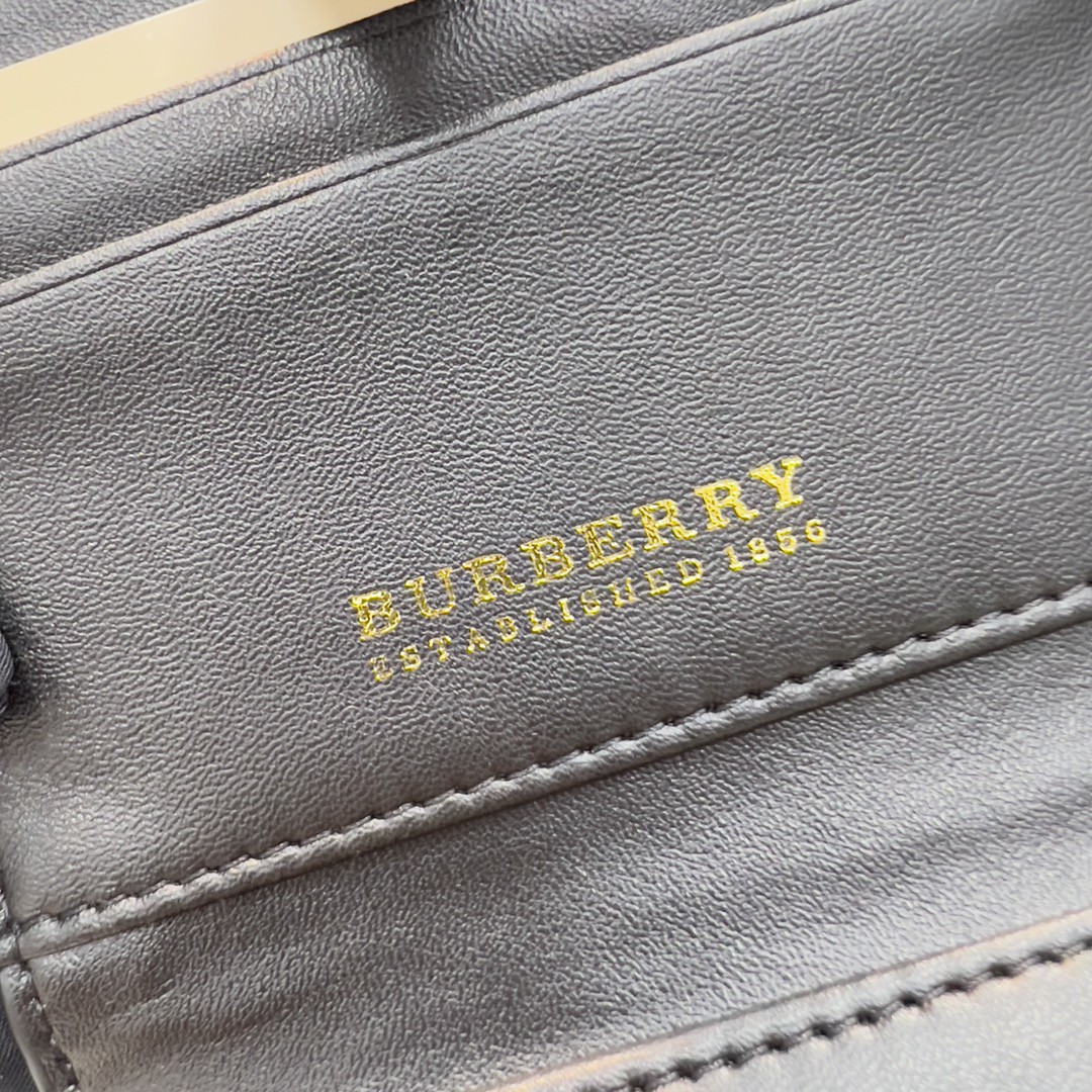 BURBERRY バーバリー 新作通販 カードケース