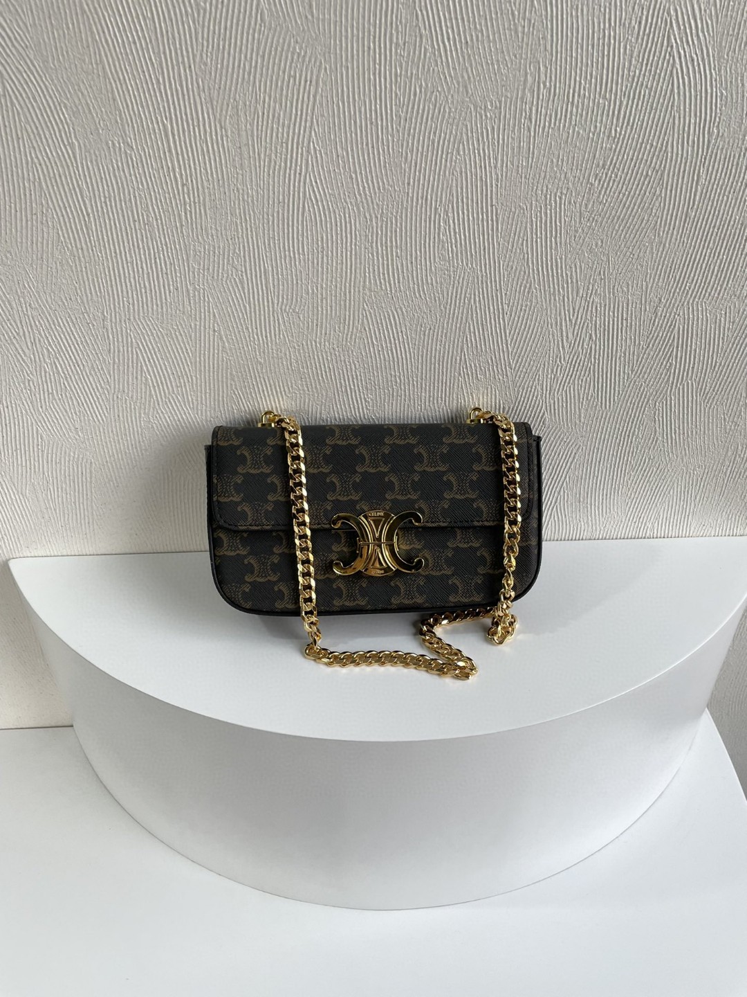 セリーヌ CELINE 新作通販 20.5 ワンショルダーハンドバッグ 2203