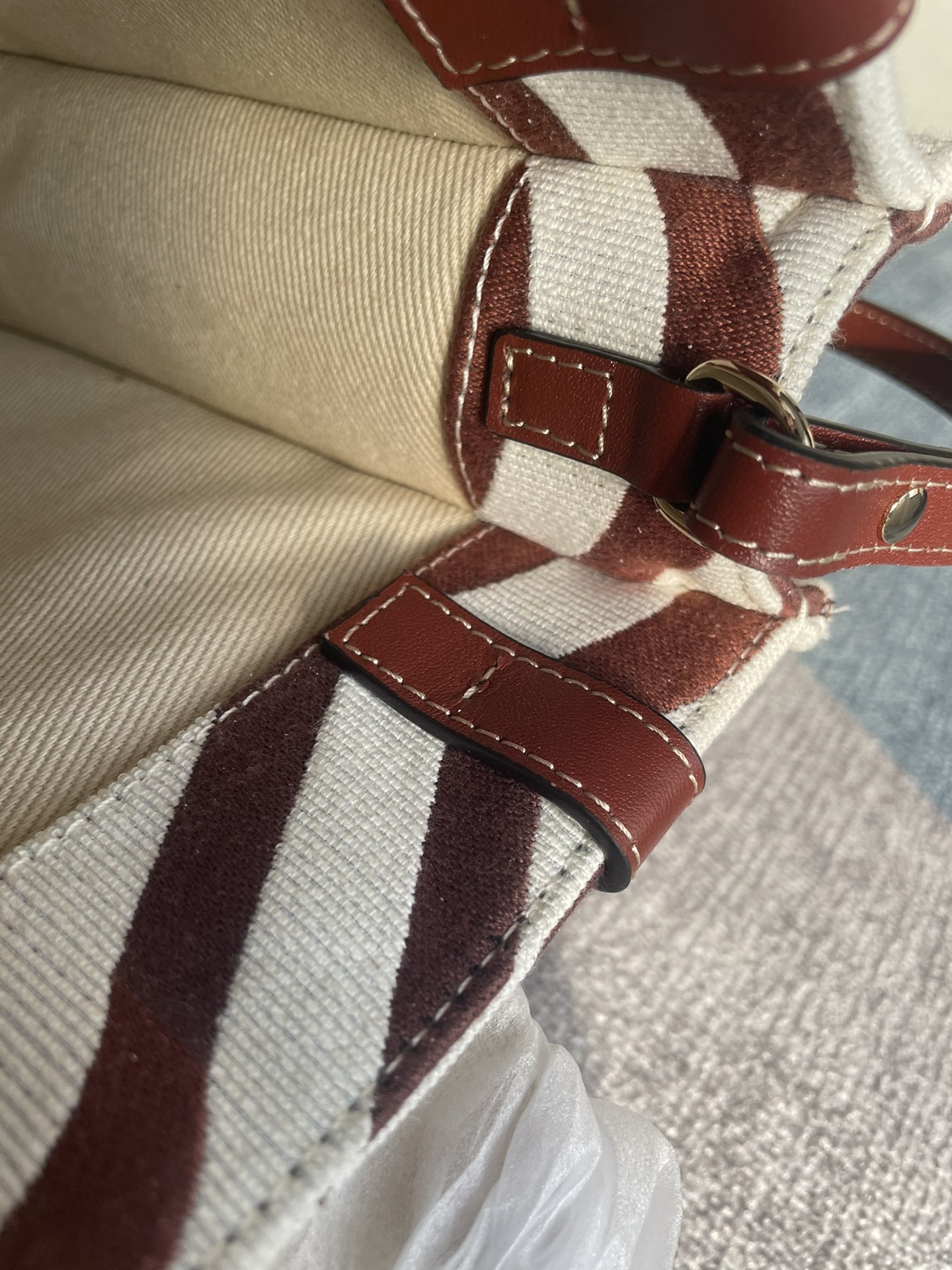 Chloeクロエ 22SS新作通販 26.5 woody Tote ハンドバッグ 2203