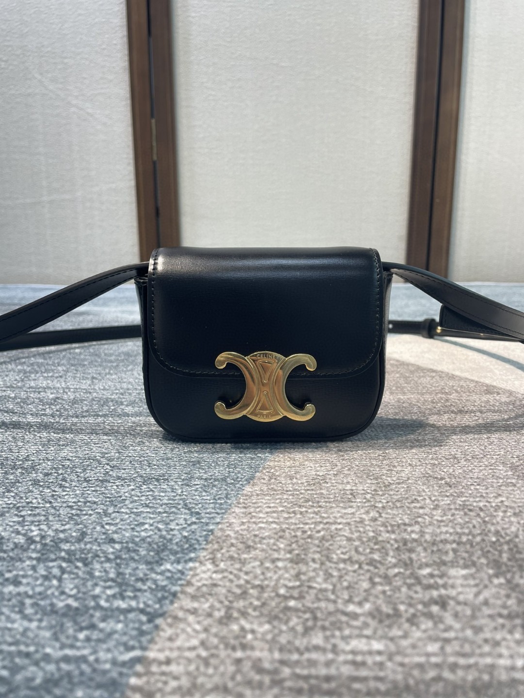 セリーヌ CELINE 超美品 ミニショルダーバッグ 2203C