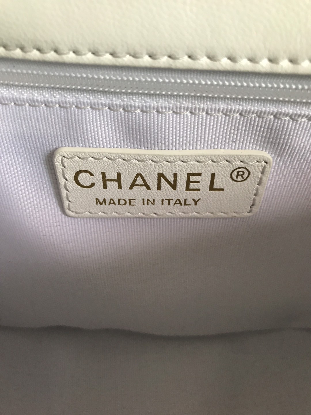 CHANEL シャネル 高品質 21 チェーンショルダーバッグ 2203
