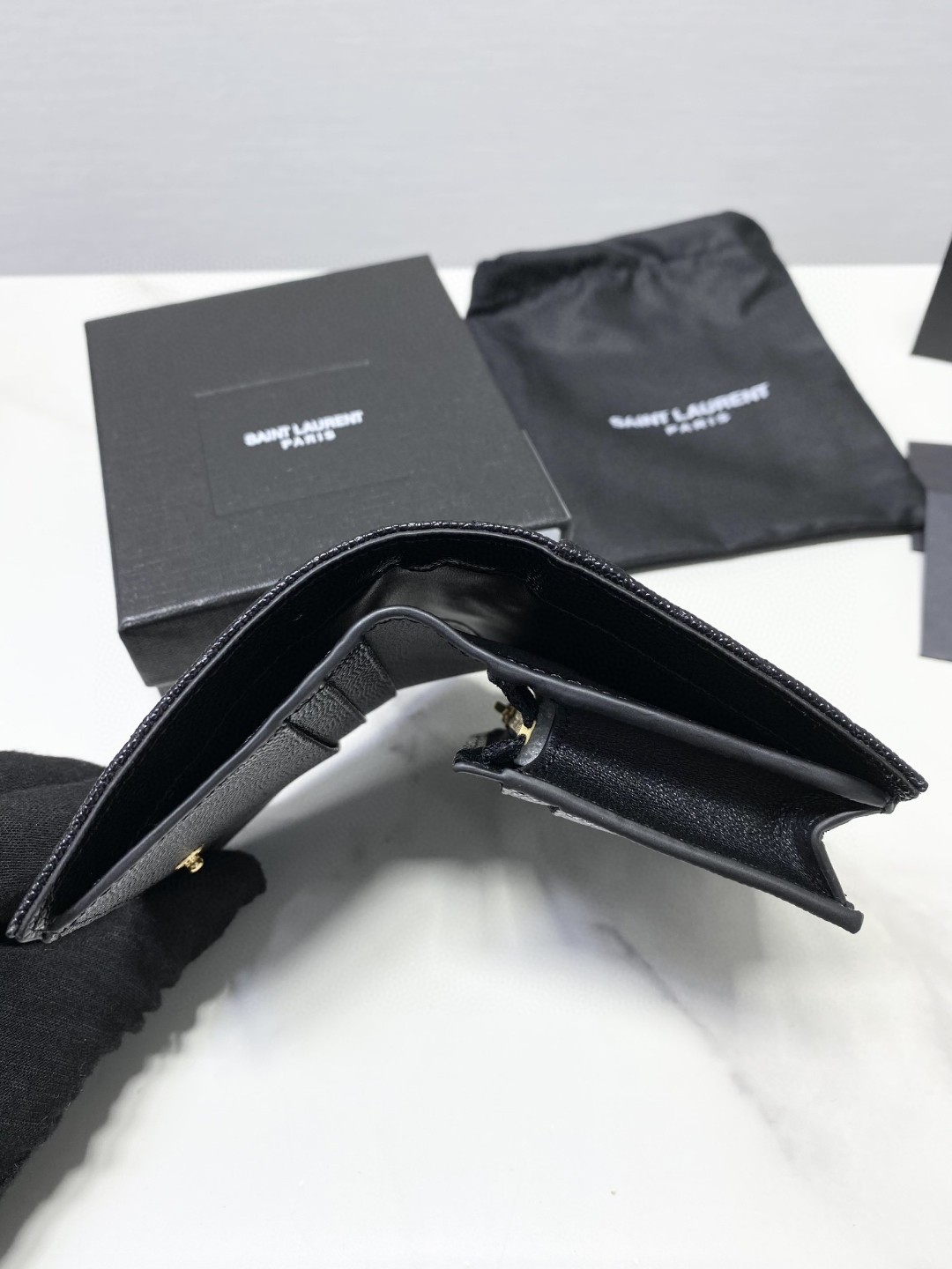 イヴ サンローラン 完美品質 短財布/二つ折り財布 2203