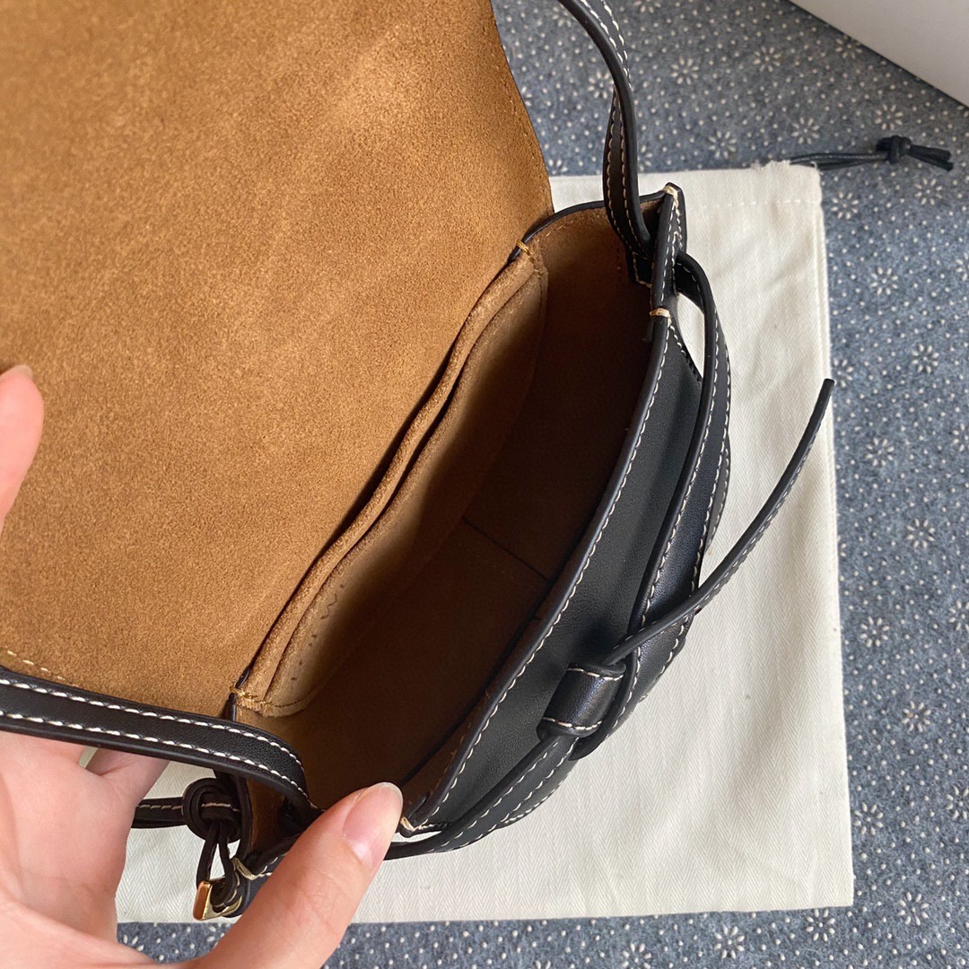 LOEWE ロエベ 超美品 15 MINI ショルダーバッグ