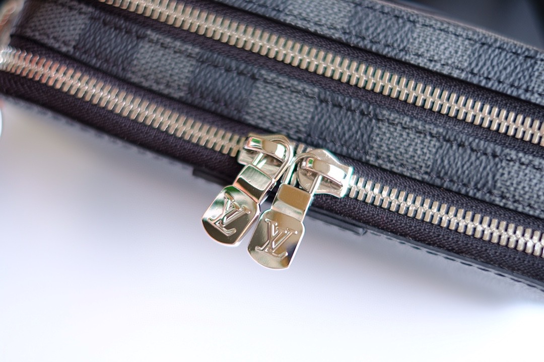 LV ルイヴィトン Super品 ミニショルダーバッグ