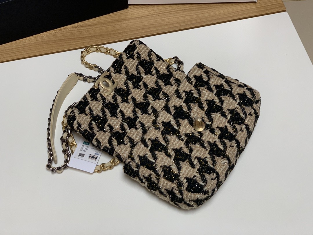CHANEL シャネル 高品質 26 チェーンショルダーバッグ 2203HJJ