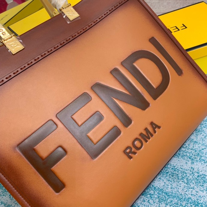 FENDI フェンディ 超美品 35 Tote ハンドバッグ 2203