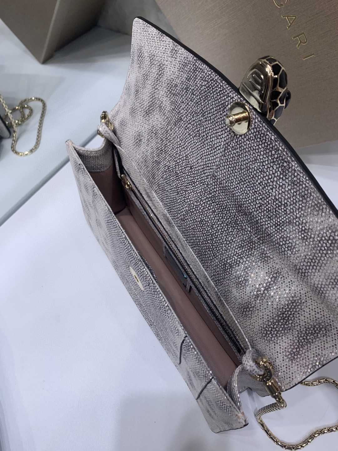 BVLGARI ブルガリ Best品質 チェーンショルダーバッグ