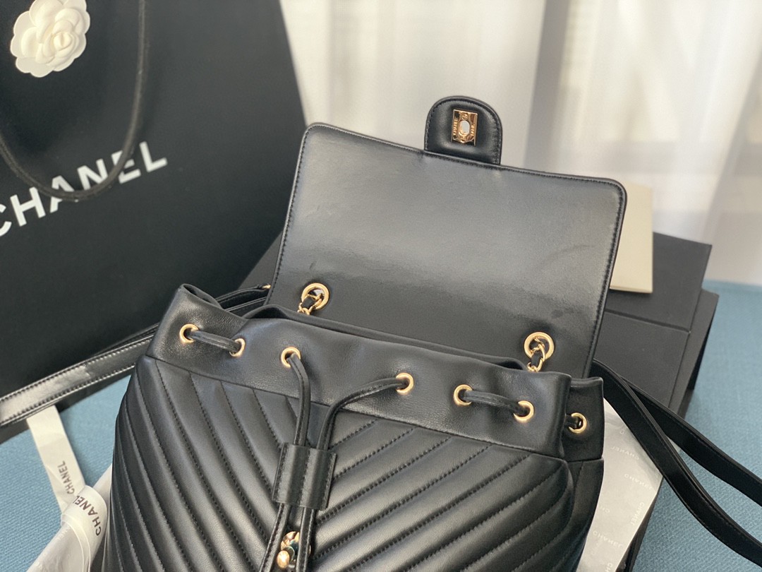 CHANEL シャネル 超美品 大サイズ 後背包 リュック