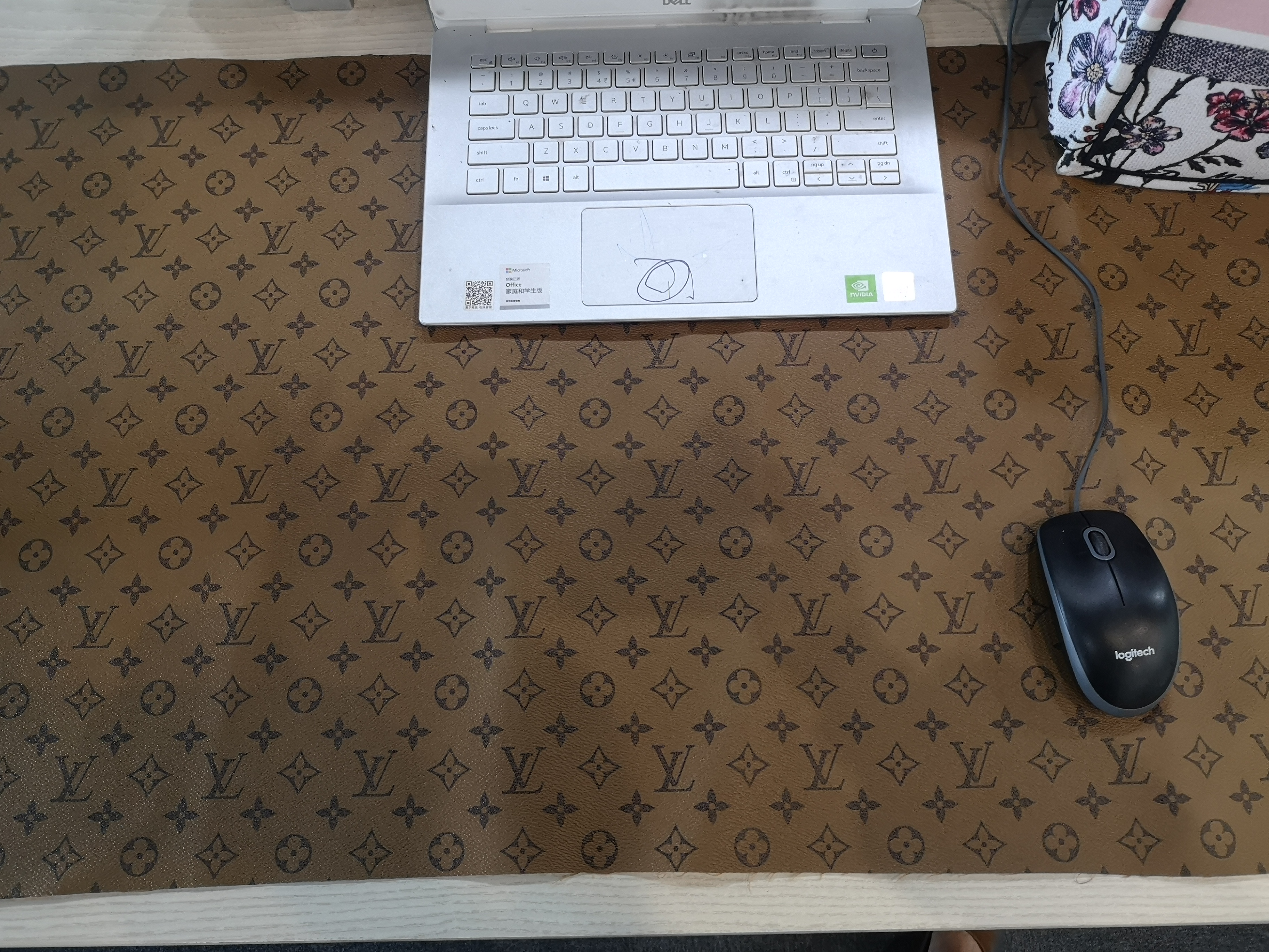 ブランド 生地 マウスパッド Lサイズ テーブルクロス PCプラットフォーム 傷つけ防ぐ