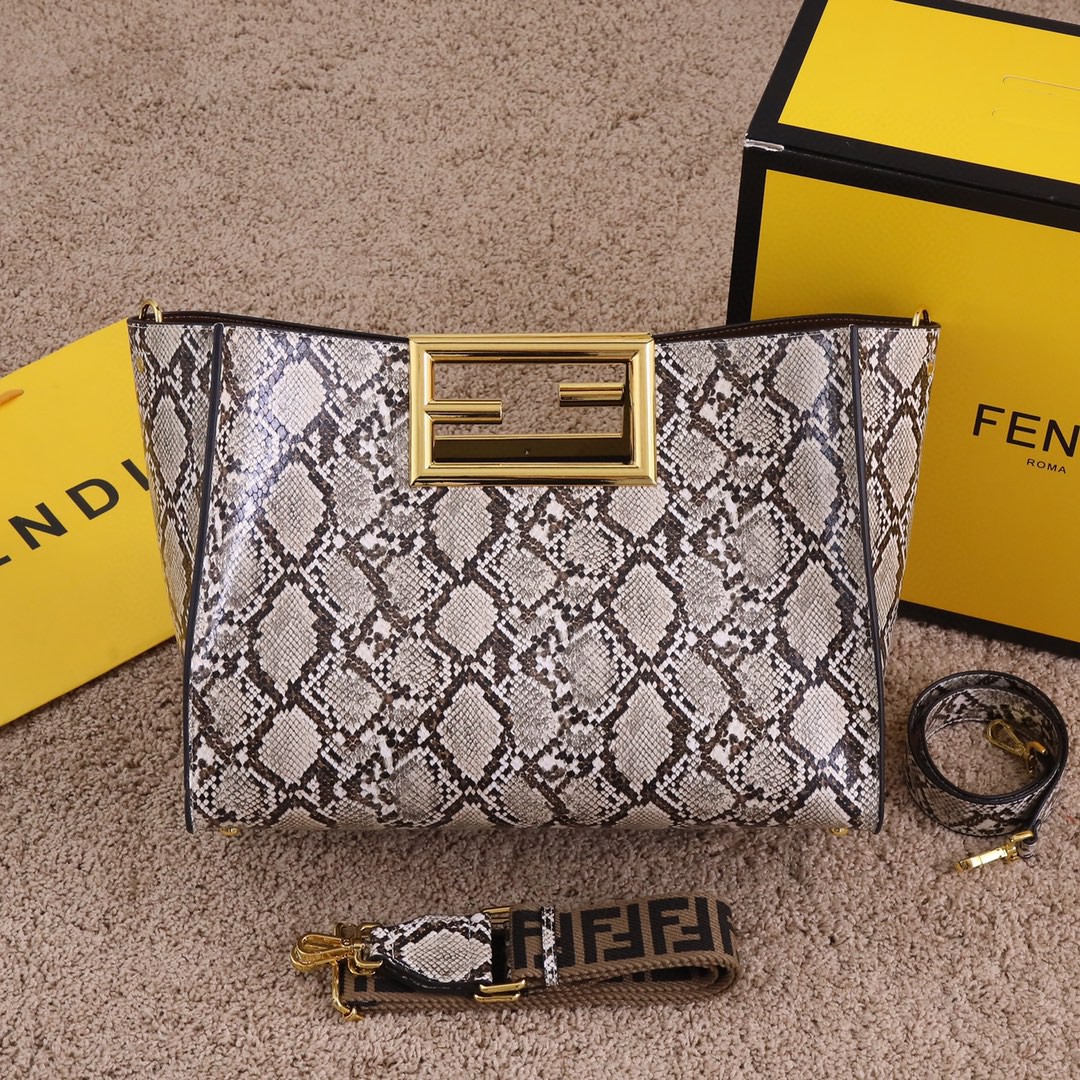 FENDI フェンディ 2022新作通販 40 2WAY ハンドバッグ