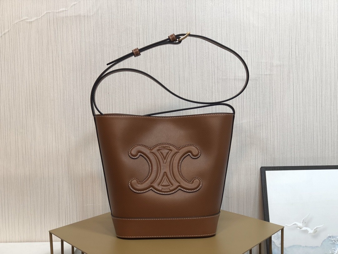 超美品 セリーヌ CELINE ショルダーバッグ 2111