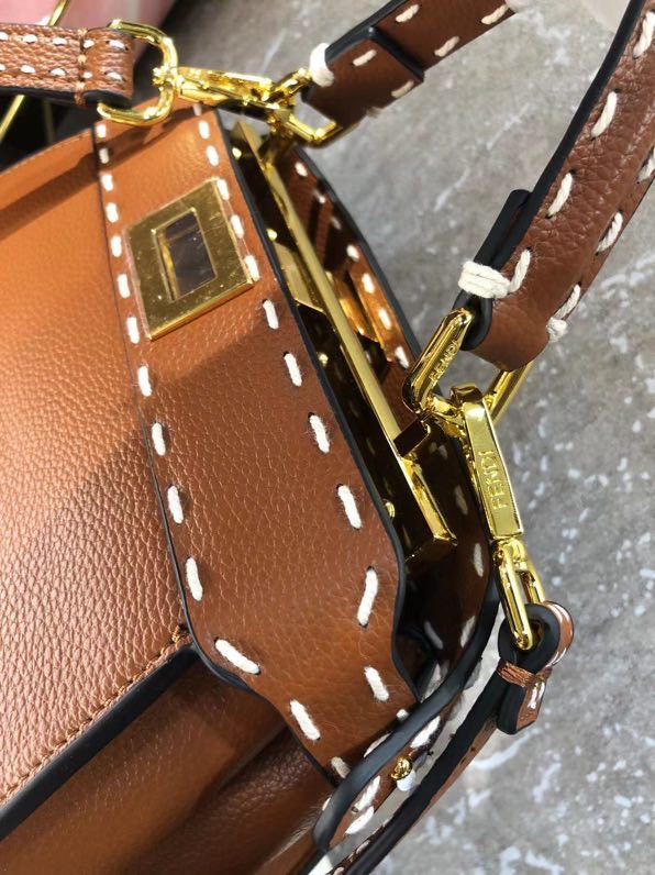 FENDI フェンディ 2022新作通販 23 2WAY クラッチバッグ 2204XYJ
