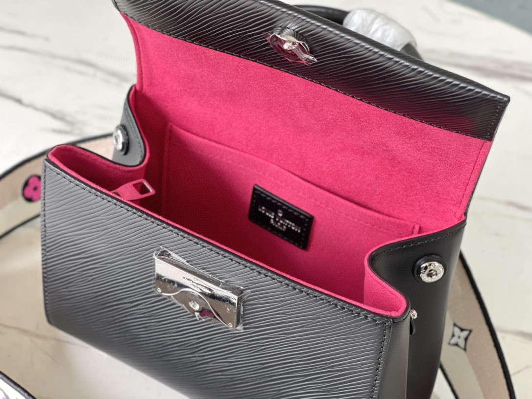 Louis Vuitton ルイヴィトン クリュニー BB バッグ エピレザー 2way