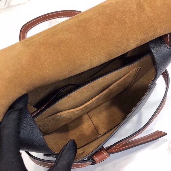 LOEWE ロエベ 超美品 20 ショルダーバッグ 2203
