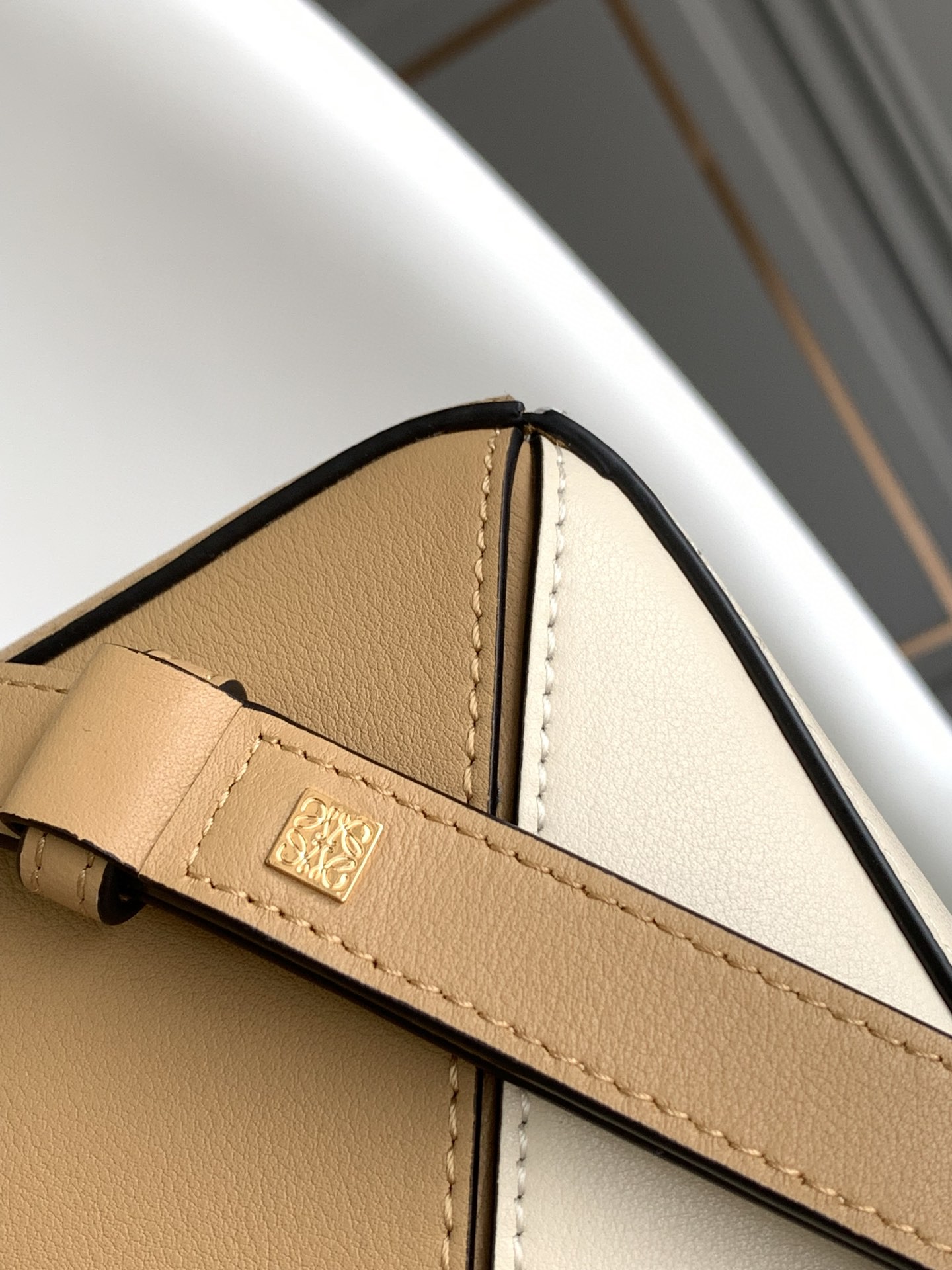 LOEWEロエベ 超美品 24 2WAYショルダーバッグ