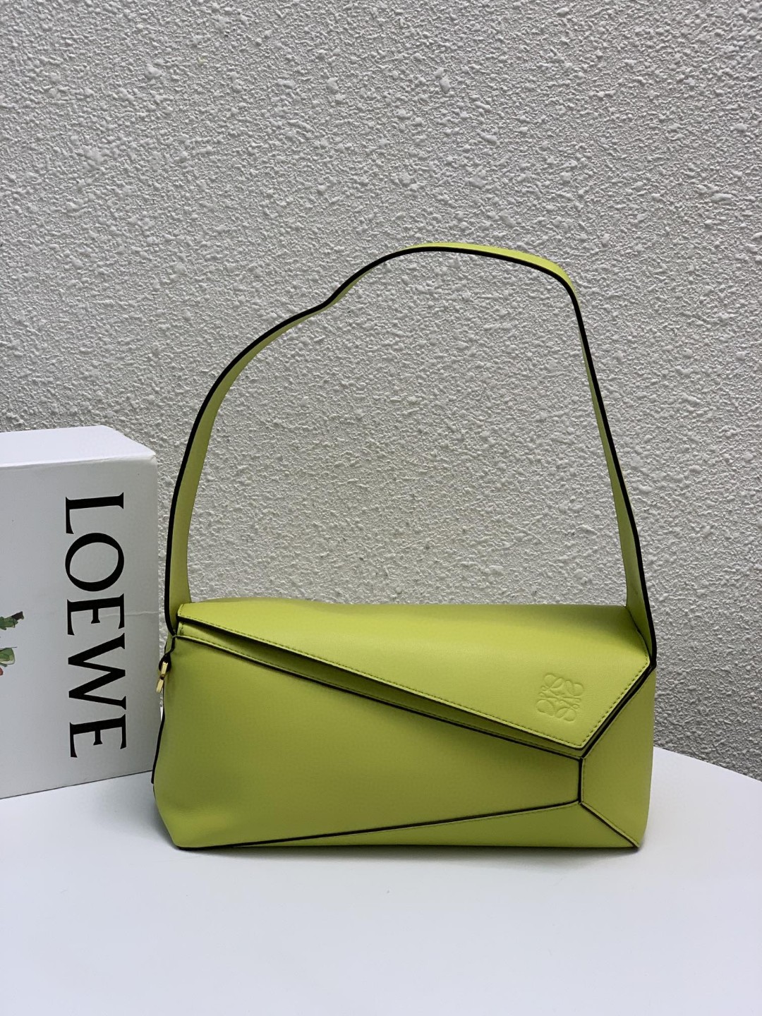 LOEWE ロエベ 超美品 30 肩掛け ハンドバッグ