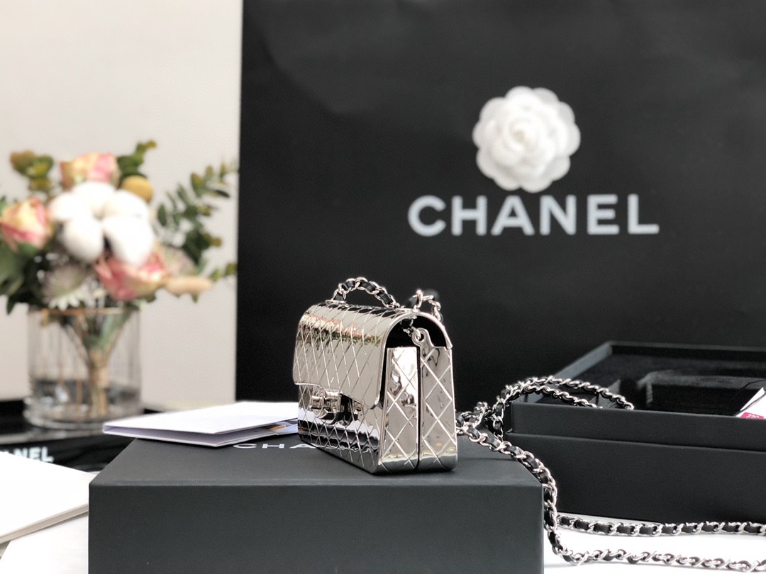 CHANEL シャネル 超美品 MINI チェーンショルダーバッグ