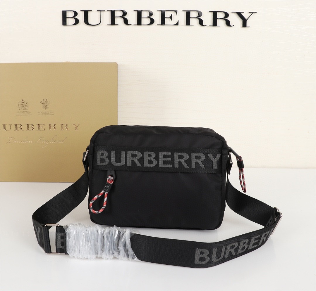 BURBERRY バーバリー 新作通販 ミニショルダーバッグ