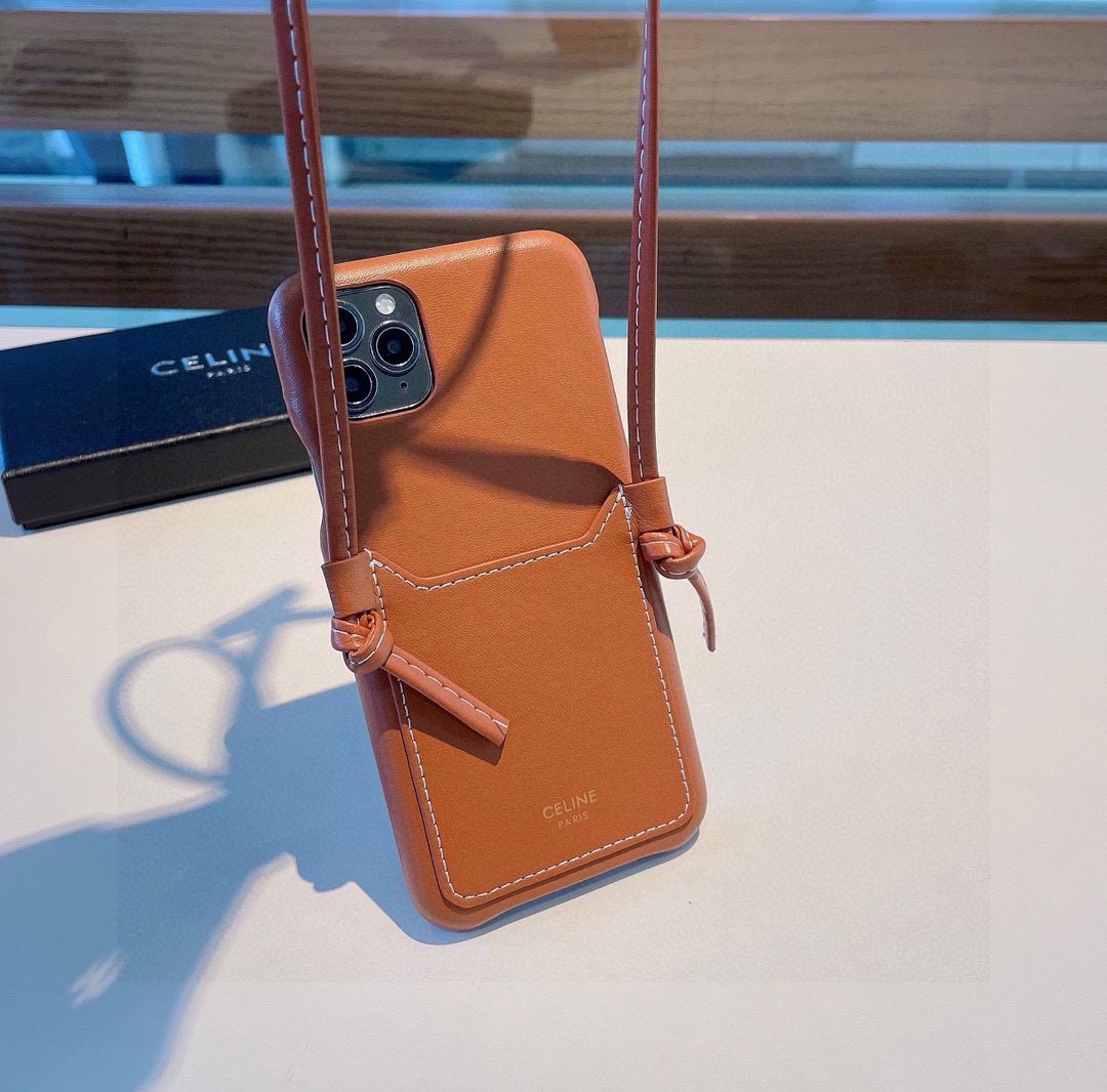 21SS高品質 セリーヌ CELINE iPhone7P/8P/XS/XS Max/XR/11(6.1)/11pro(5.8)/11proMAX(6.5)/12(6.1)/12 pro(6.1)/12 promax(6.7)/13(6.1)