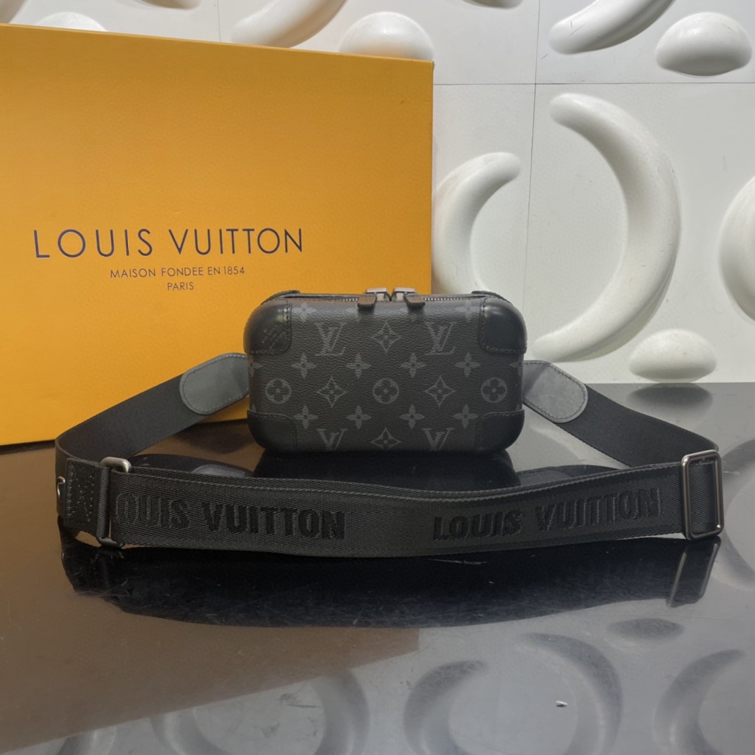 LV ルイヴィトン ポシェット ショルダーバッグ