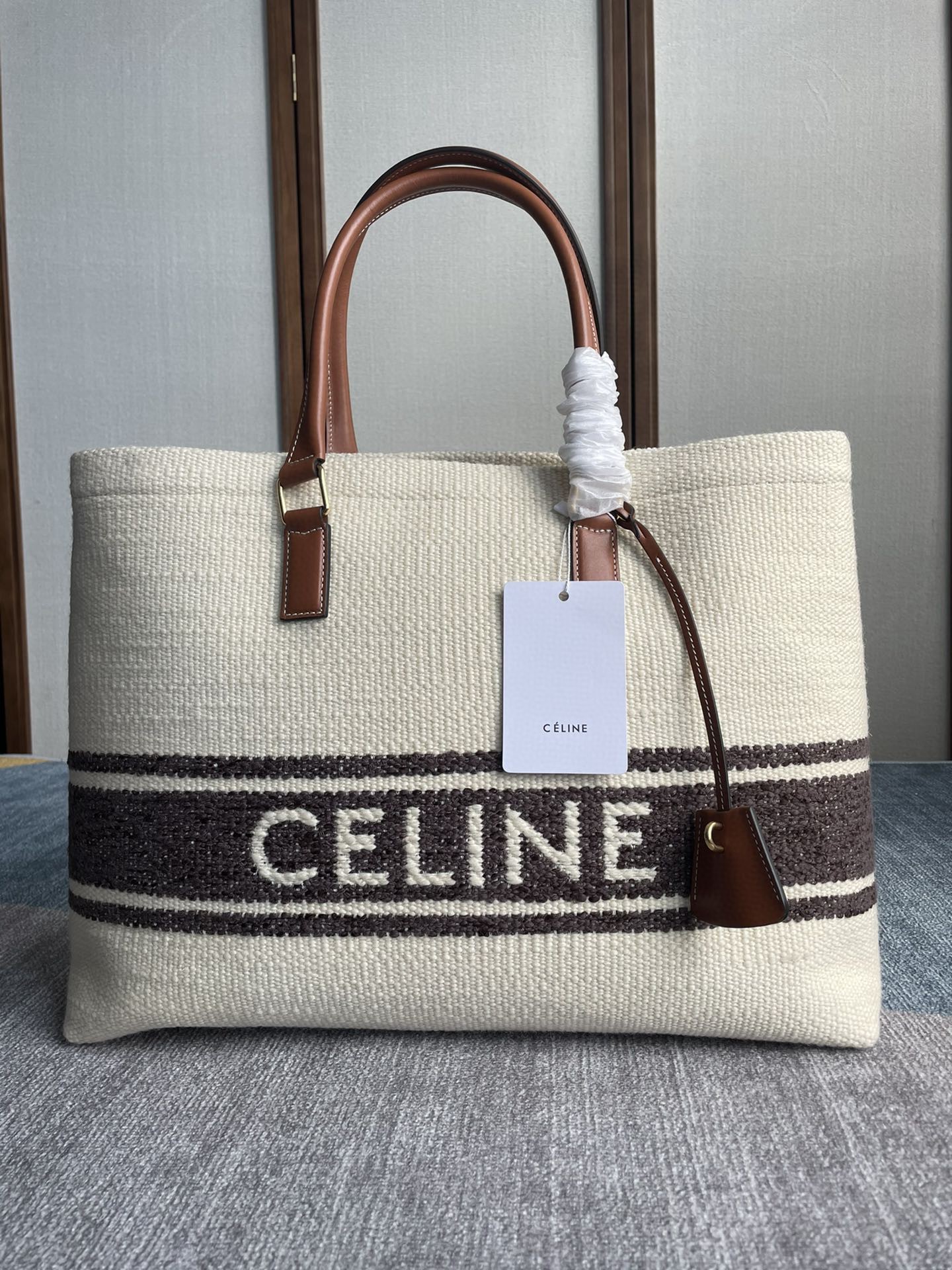 セリーヌ CELINE 完美品質 44 Tote ハンドバッグ 2203