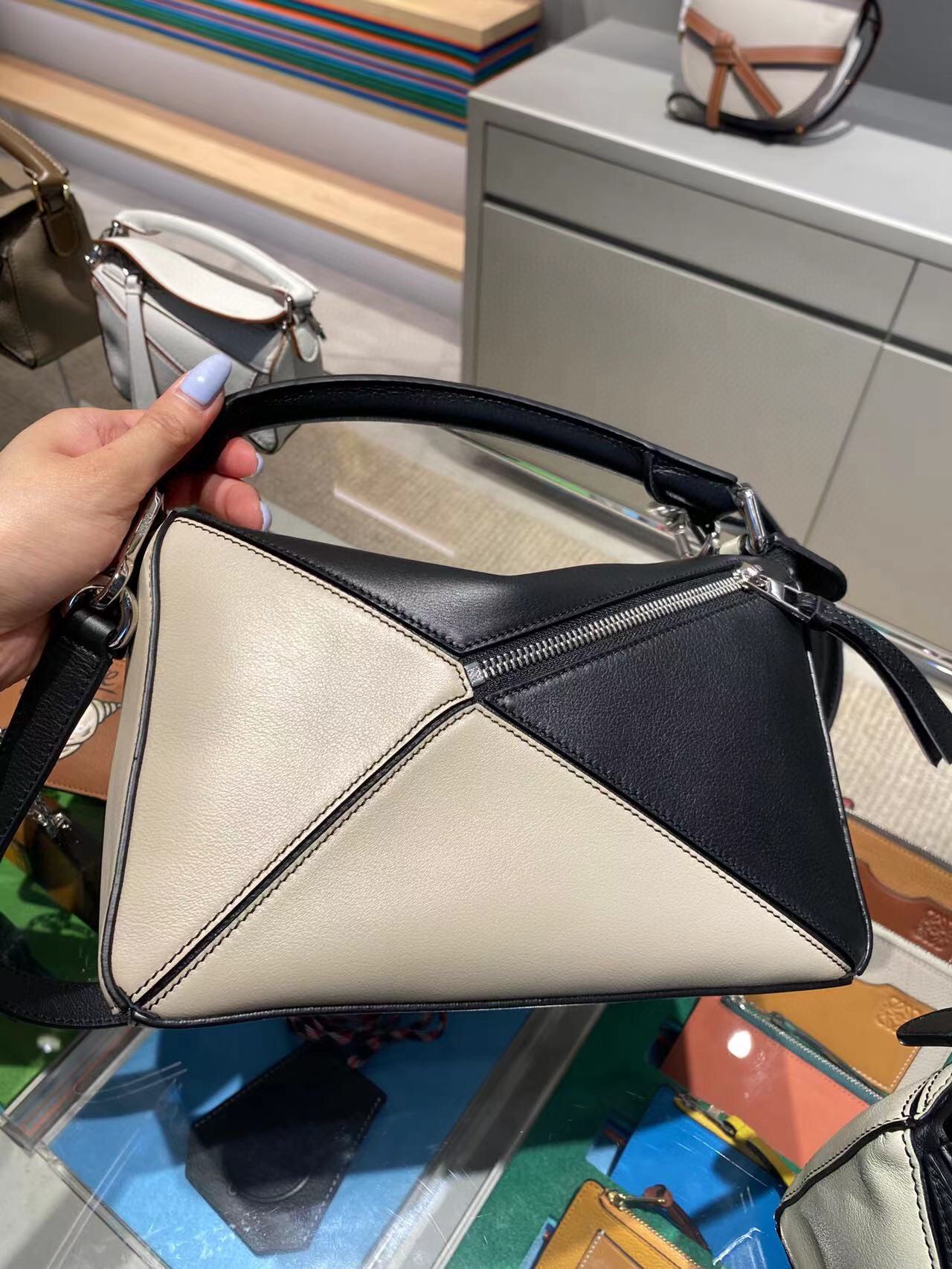 LOEWEロエベ 超美品 24 2WAYショルダーバッグ