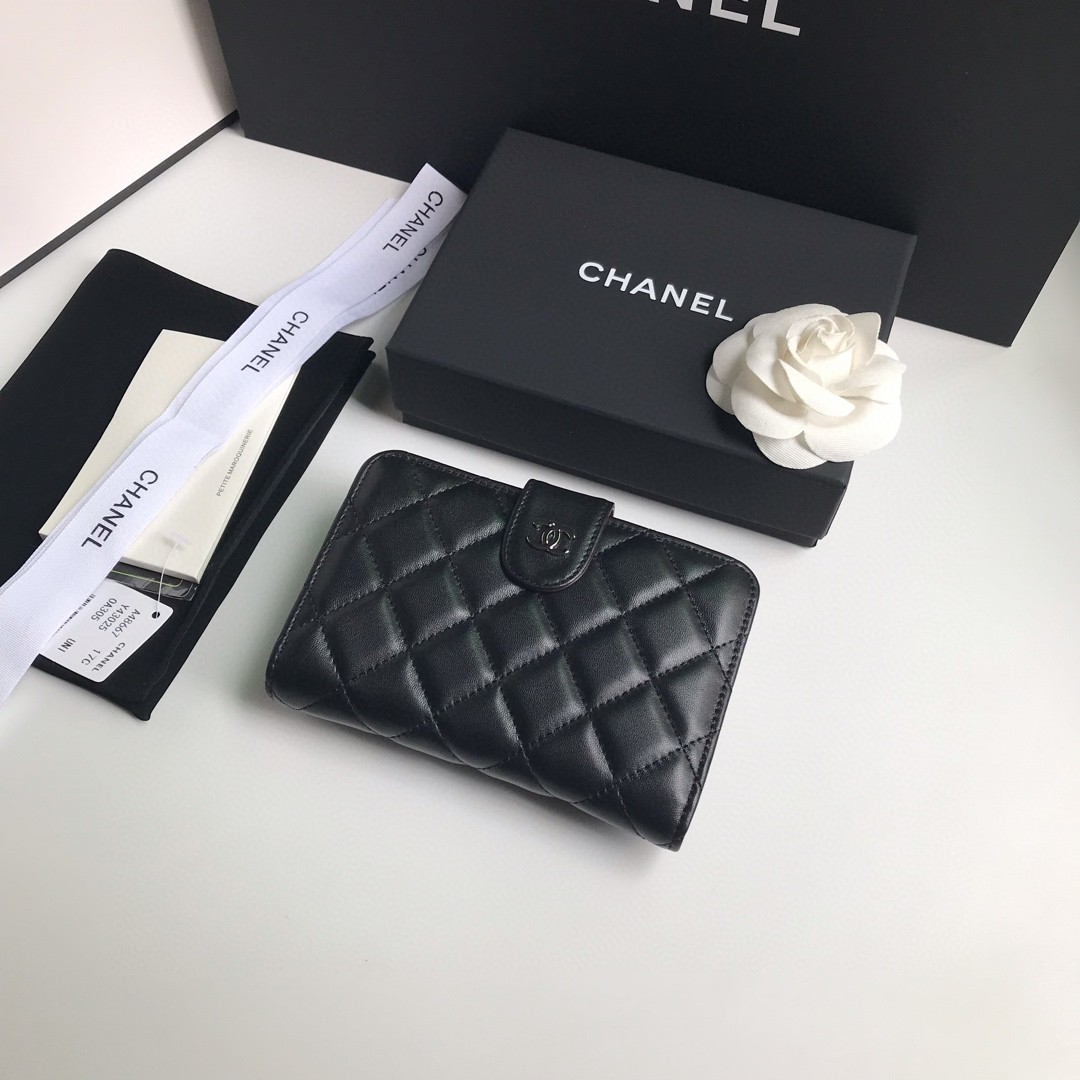 CHANEL シャネル 2022新作 Wホック二つ折り財布 2202
