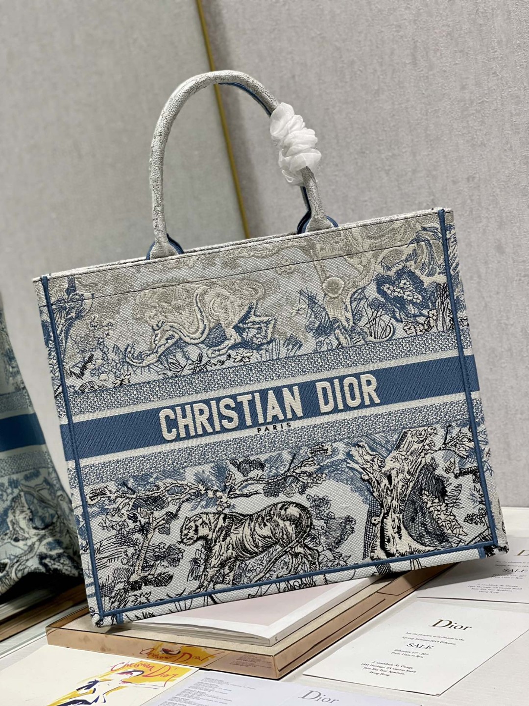 クリスチャンディオール 超美品 Book Tote 36 ハンドバッグ 2112