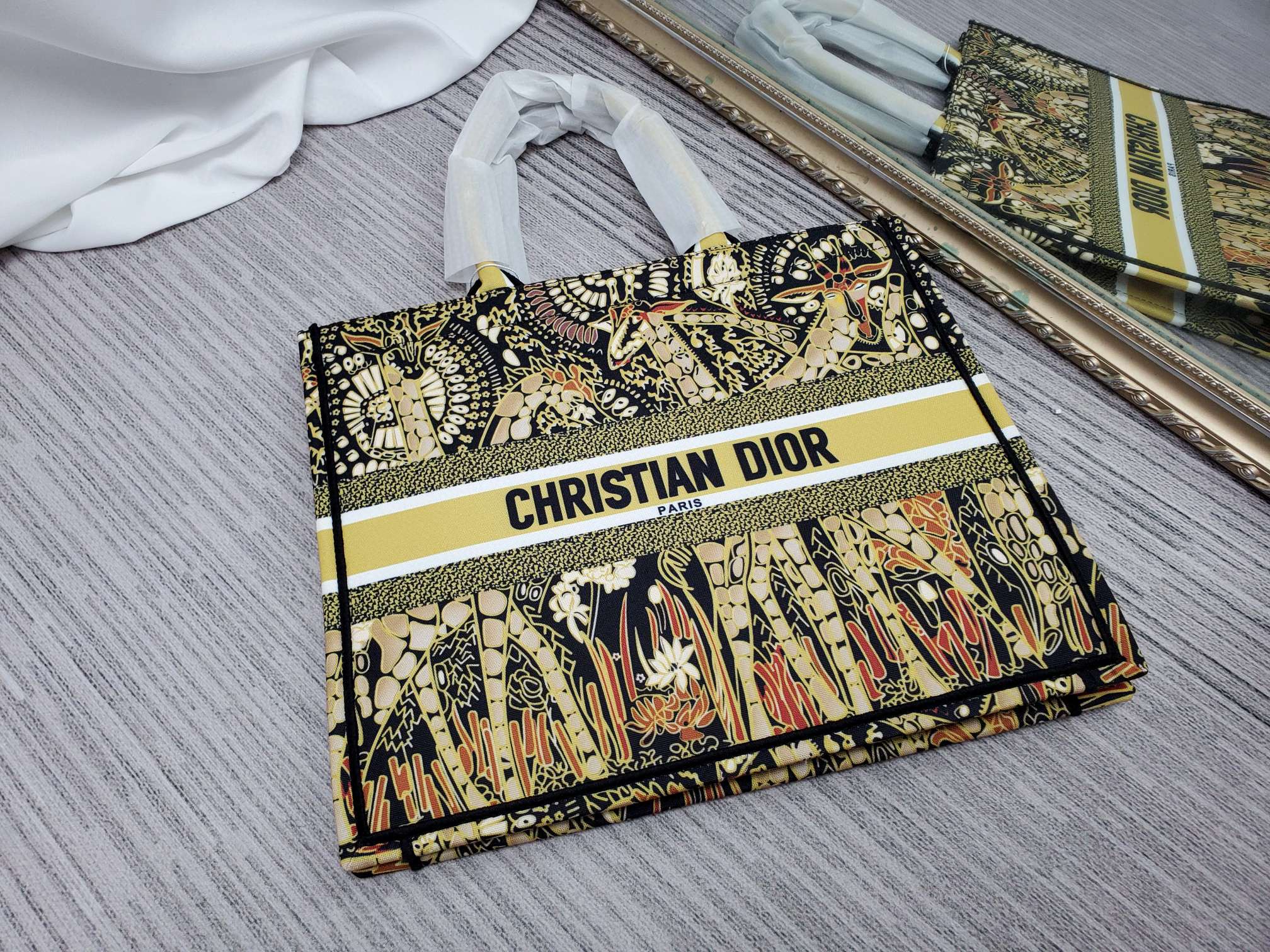 クリスチャンディオール 新品 大サイズ ショッピングバッグ