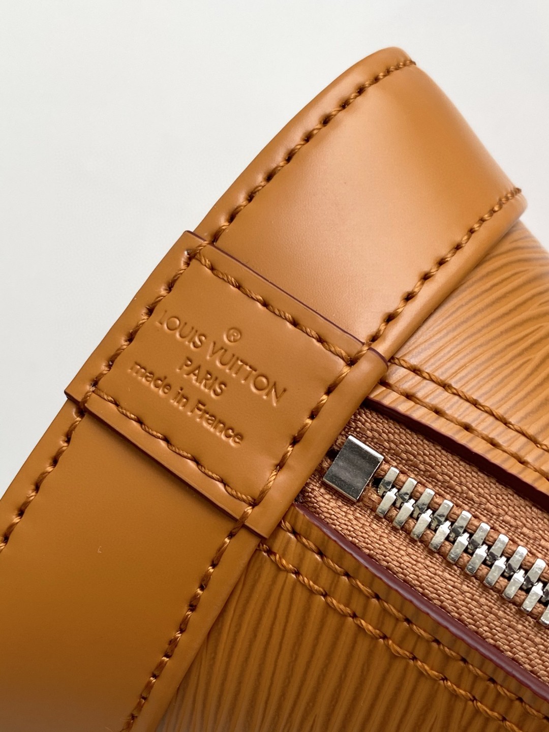 Louis Vuitton ルイヴィトン アルマ BB ショルダーバッグ