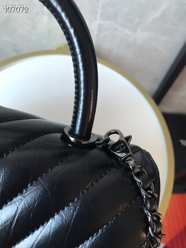 CHANEL シャネル 超美品 24 2WAY ショルダーバッグ 2202
