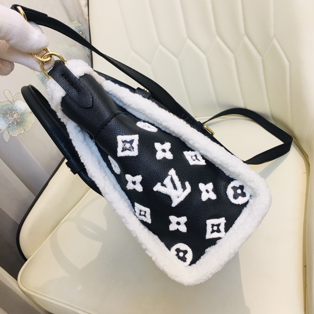 LV ルイヴィトン 新作通販 25 2WAY クラッチバッグ