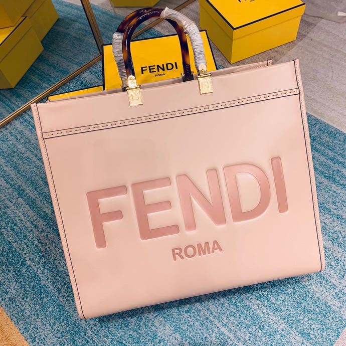 FENDI フェンディ 超美品 40 2WAY ハンドバッグ 2203