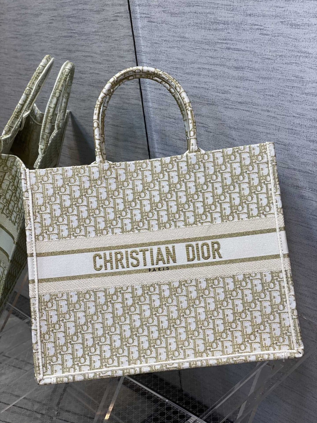 クリスチャンディオール 超美品 Book Tote 42 ハンドバッグ