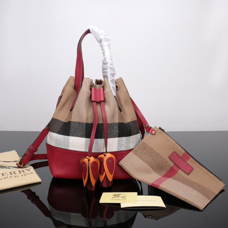 BURBERRY バーバリー 新作通販 ショルダーバッグ