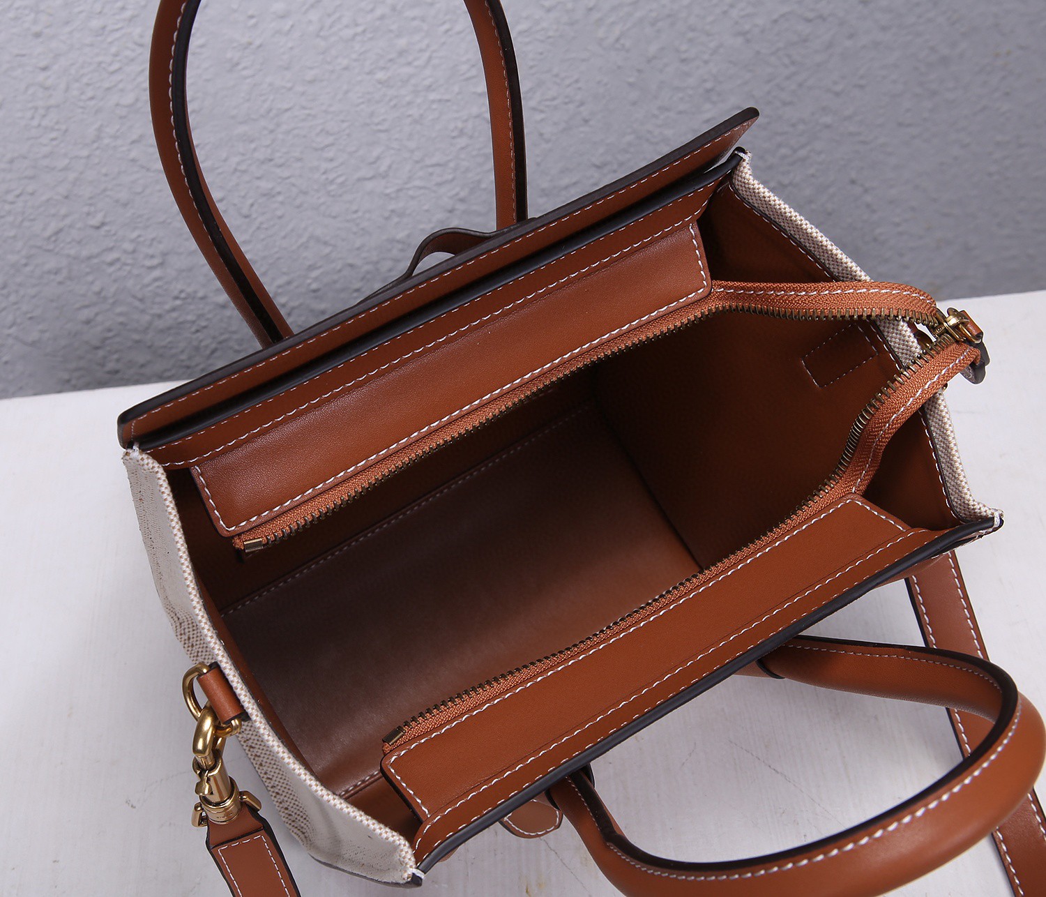 セリーヌ CELINE 2022新作 20 クラッチバッグ 2203