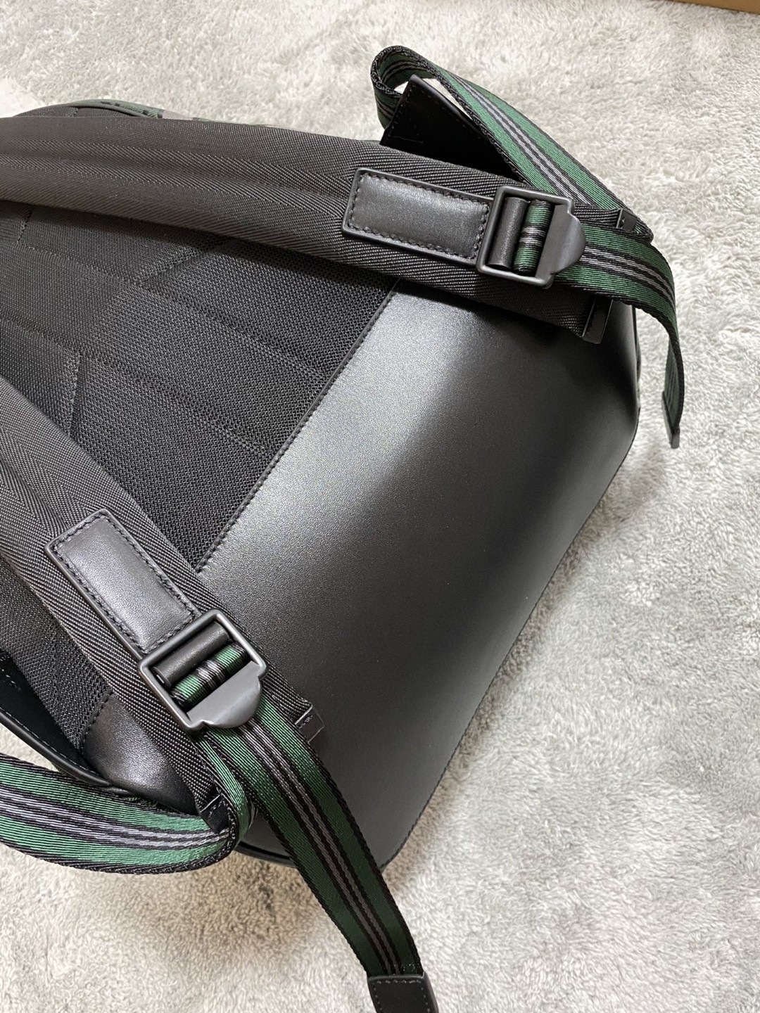 BURBERRY バーバリー 超美品 後背包 リュック