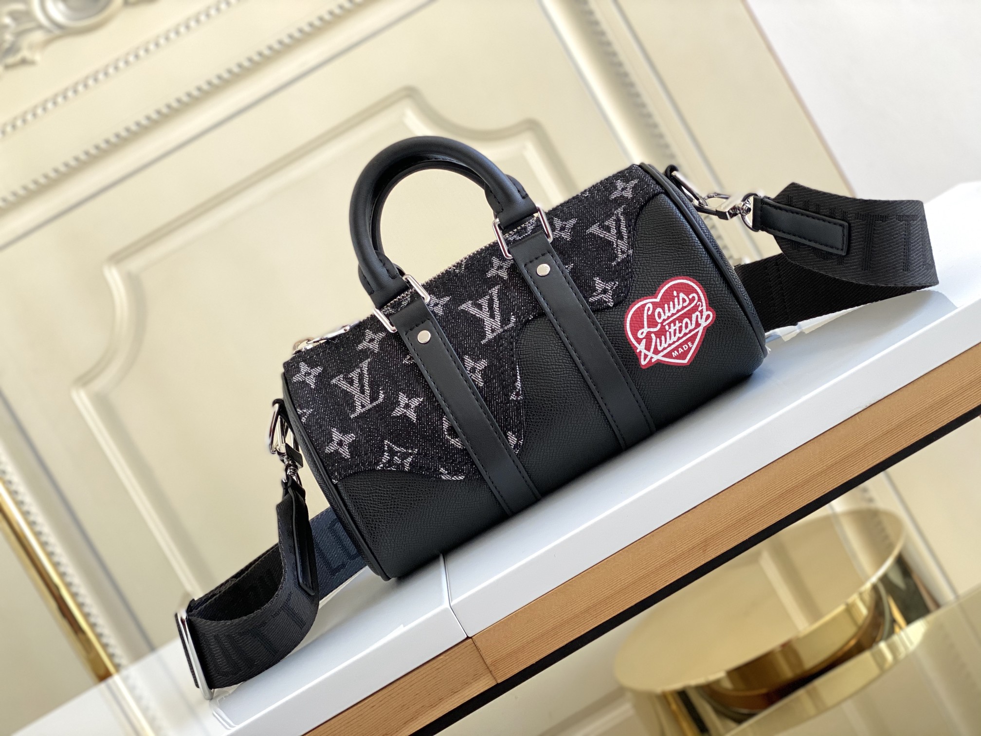 LOUIS VUITTON ルイヴィトン ハンドバッグ