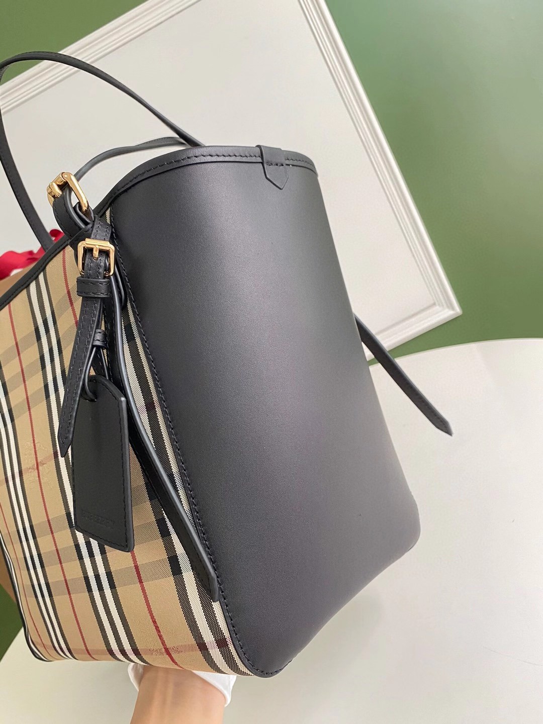 BURBERRY バーバリー 新作通販 クラッチバッグ