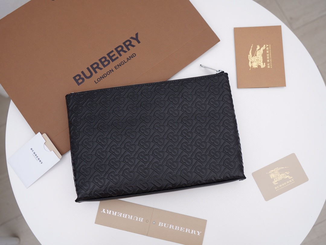 BURBERRY バーバリー 新作通販 セカンドバッグ