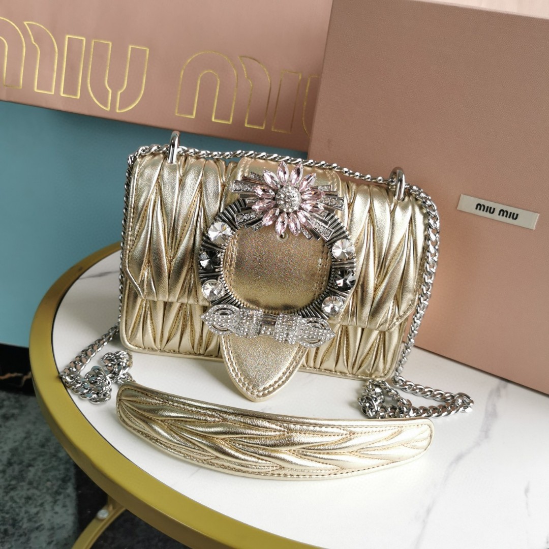 MIUMIU ミュウミュウ Best品質 ミニショルダーバッグ 2111