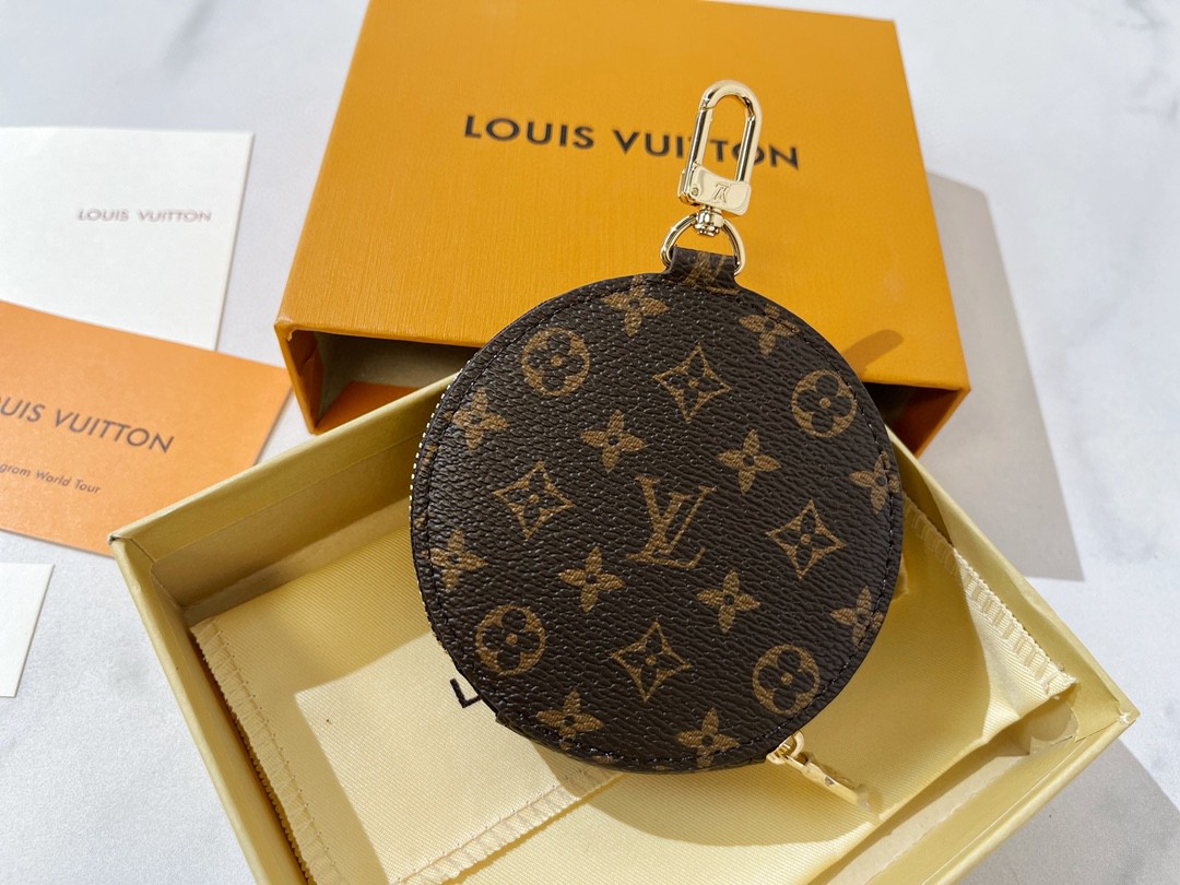 LV ルイヴィトン 21SSキーリング付きコインケース