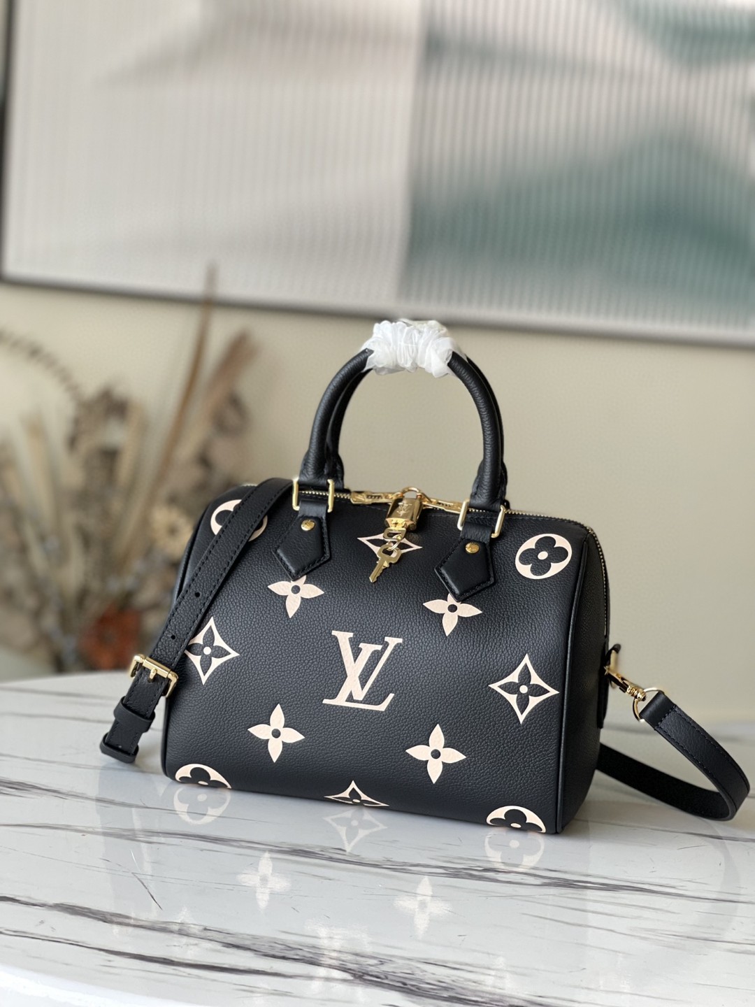 LouisVuitton ルイヴィトン スピーディ?バンドリエール 25