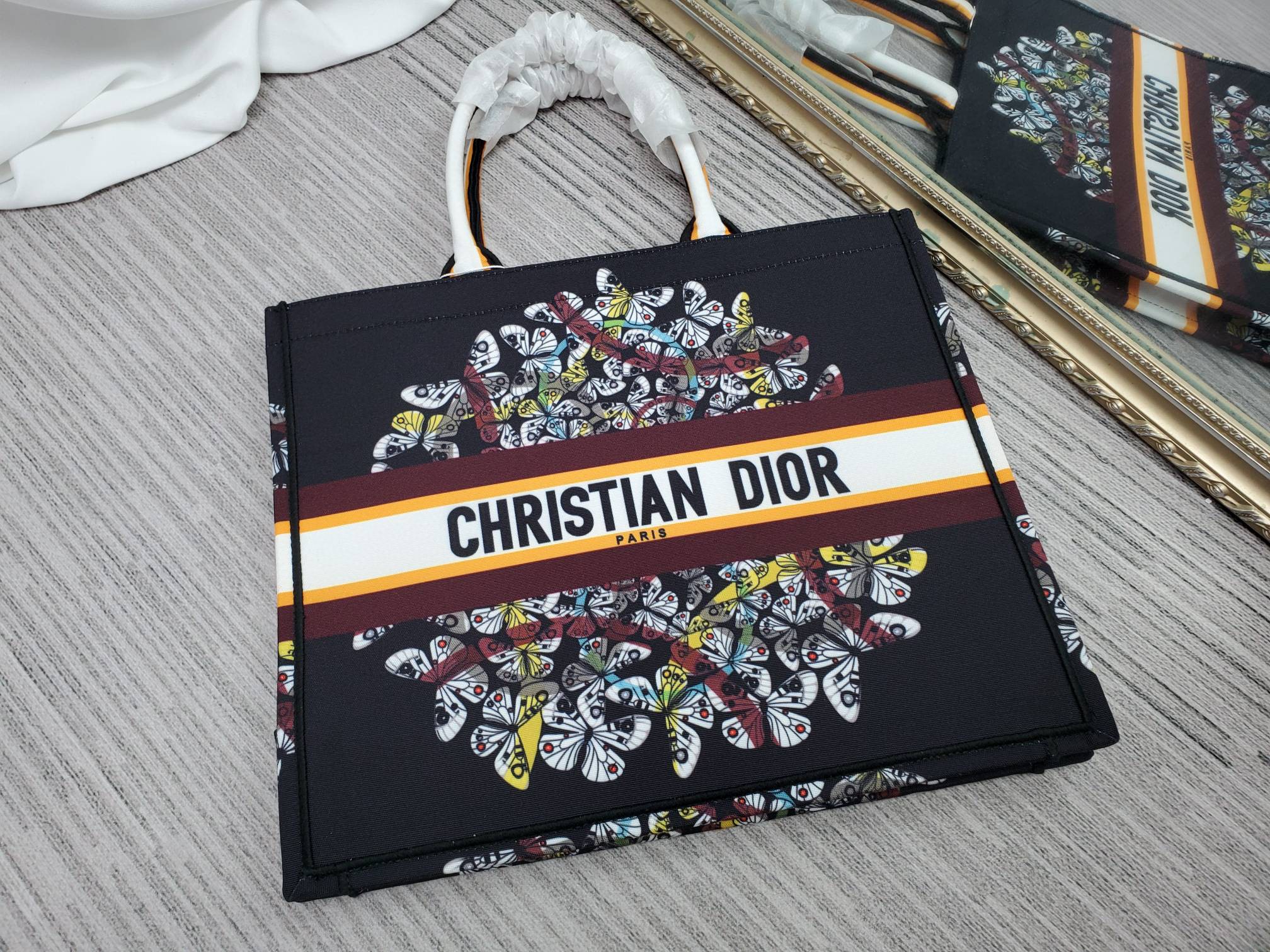 クリスチャンディオール 新品 大サイズ ショッピングバッグ