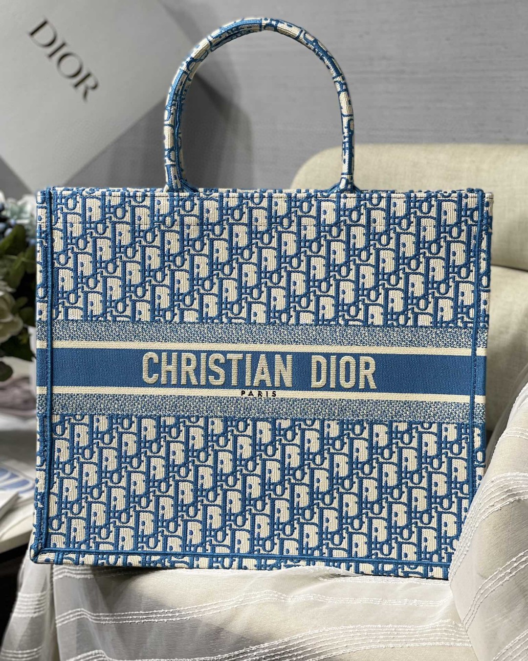 Best品質クリスチャンディオールBook Tote L トートバッグ2111AADAJ